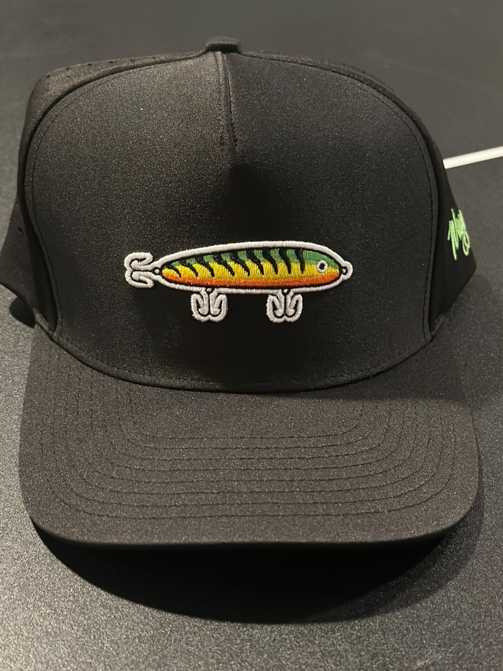 Waggle golf hat